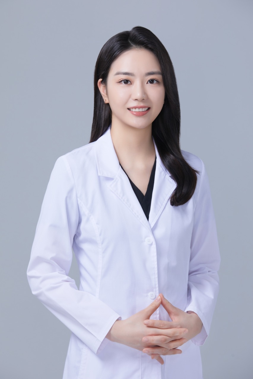 Dr. Amy Joo, Naturopathic Doctor